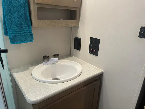 $104,500 | 20300 Leonard Road, Unit 78, Lutz, FL 33558