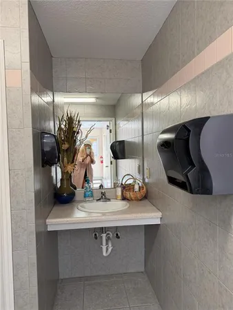 $104,500 | 20300 Leonard Road, Unit 78, Lutz, FL 33558