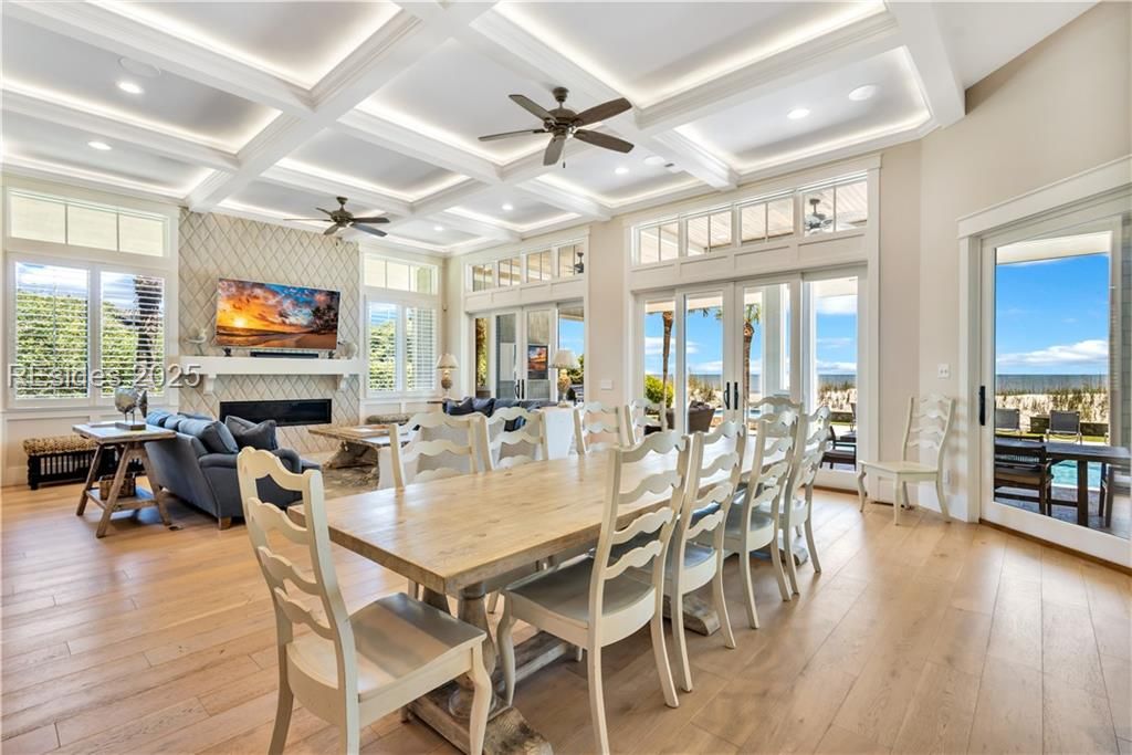 15 Grey Widgeon Road Hilton Head Island, SC 29928 - Photo 15 of 65 Ocean view dining area