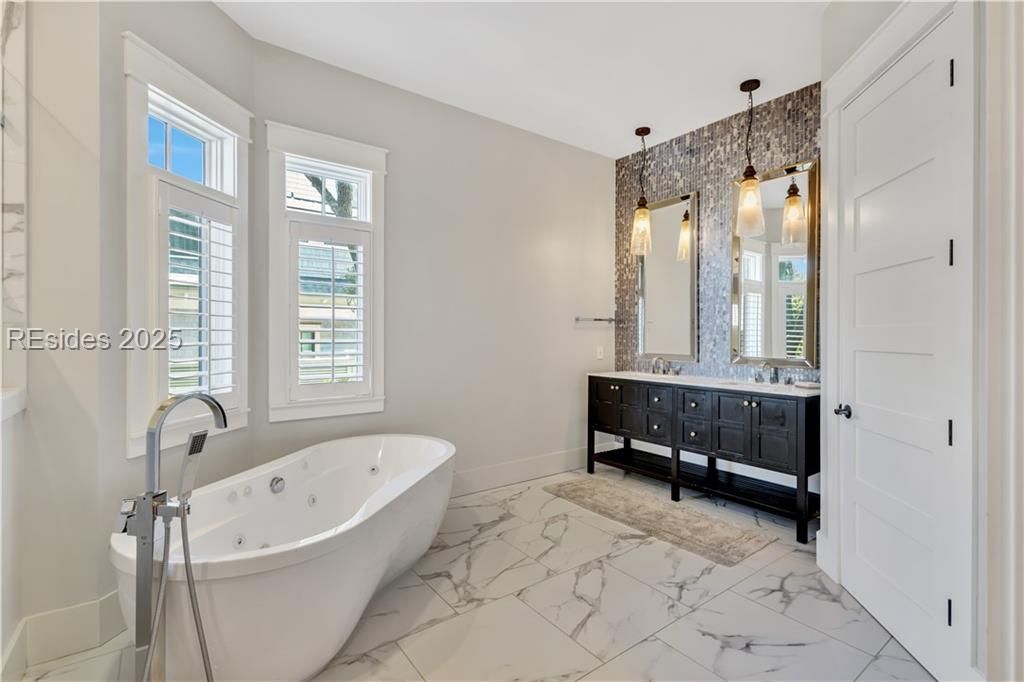 15 Grey Widgeon Road Hilton Head Island, SC 29928 - Photo 22 of 65