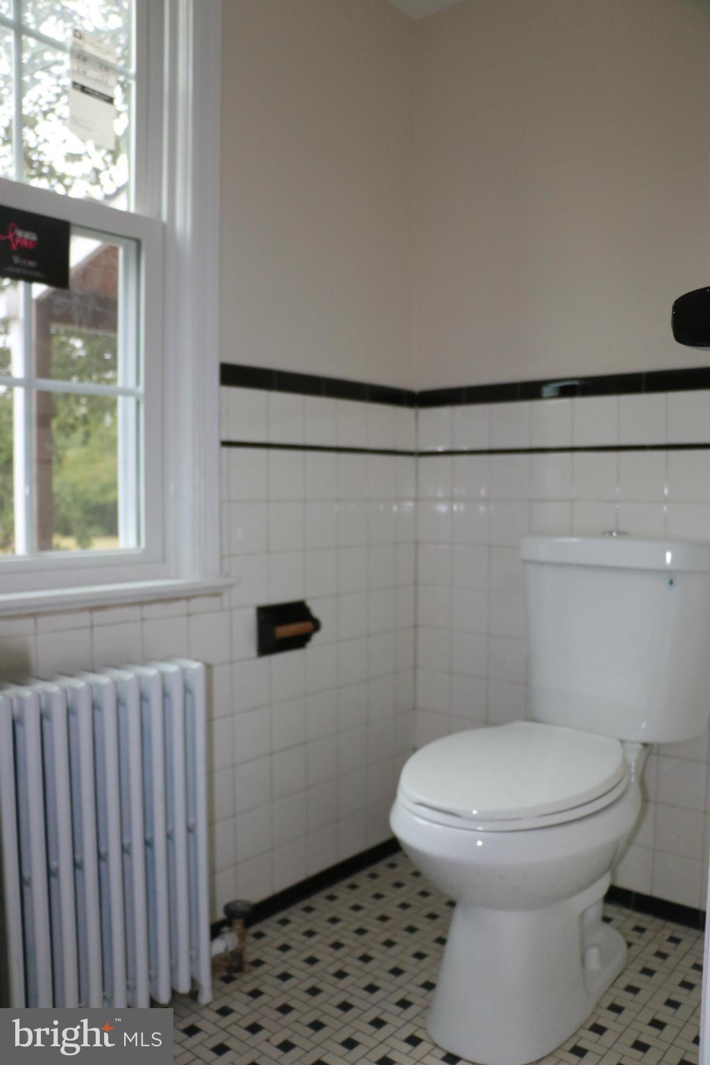 17901 Bentley Road Sandy Spring, MD 20860 - Photo 13 of 29 Bath