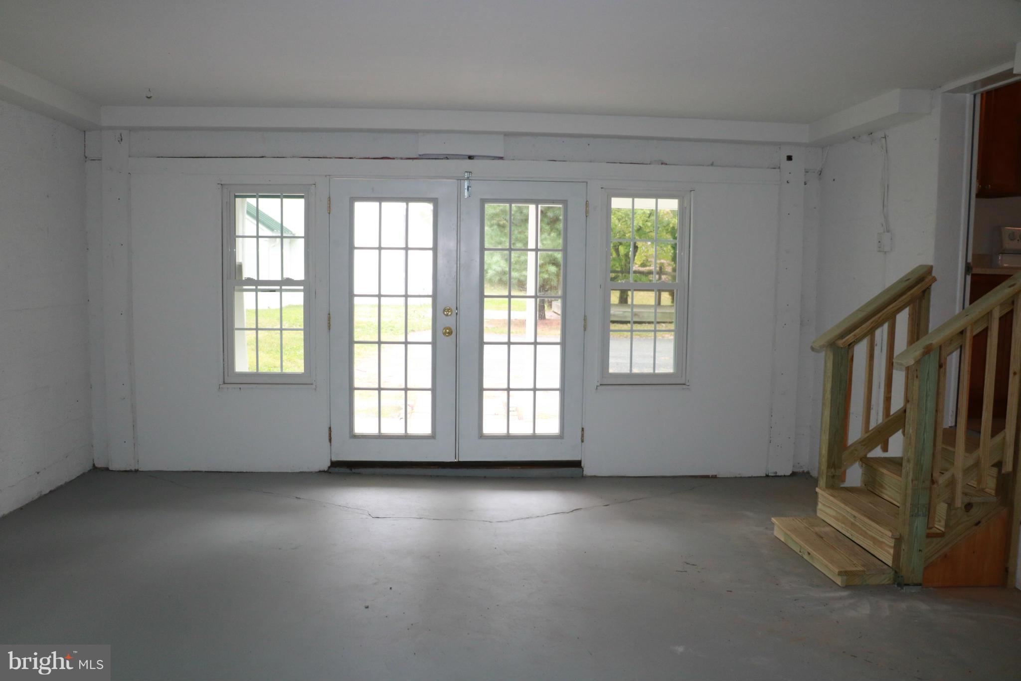 17901 Bentley Road Sandy Spring, MD 20860 - Photo 17 of 29 Interior (General)