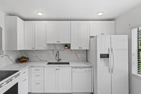$249,000 | 21506 Juego Circle, Unit 28E, Boca Raton, FL 33433