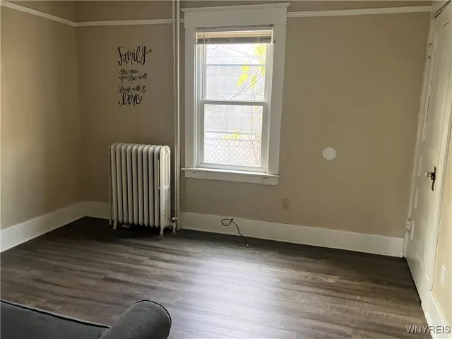 $950 | 2253 Niagara Street, Unit 3, Niagara Falls, NY 14303