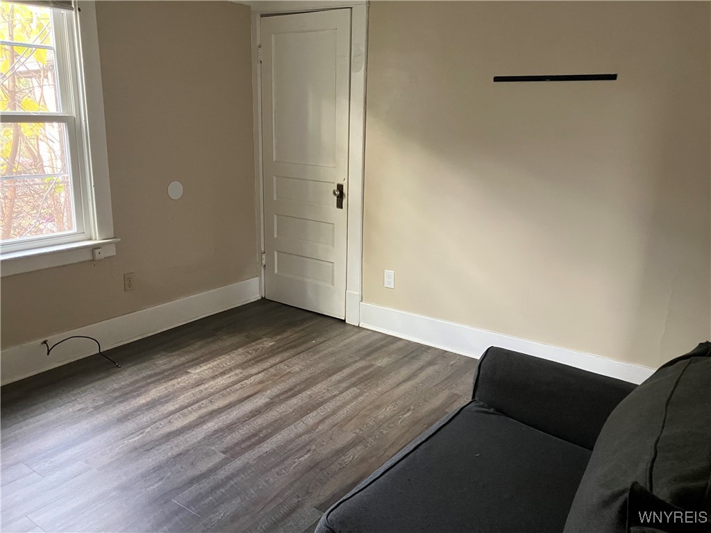 2253 Niagara Street, Unit 3 Niagara Falls, NY 14303 - Photo 15 of 42