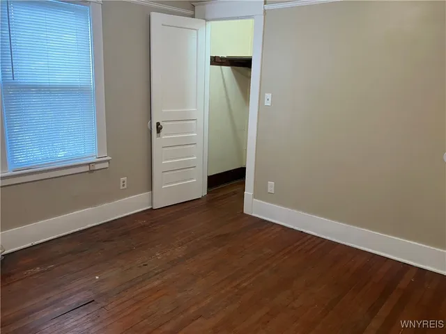 $950 | 2253 Niagara Street, Unit 3, Niagara Falls, NY 14303