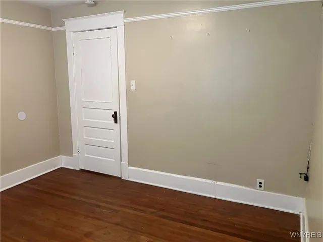 $950 | 2253 Niagara Street, Unit 3, Niagara Falls, NY 14303