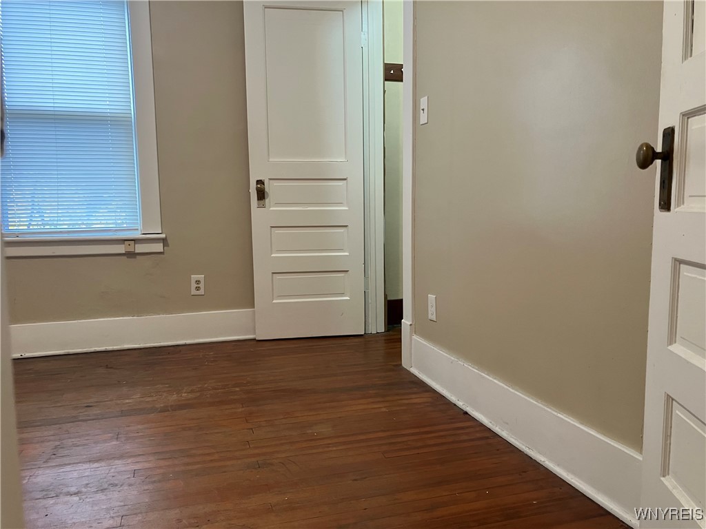 2253 Niagara Street, Unit 3 Niagara Falls, NY 14303 - Photo 34 of 42