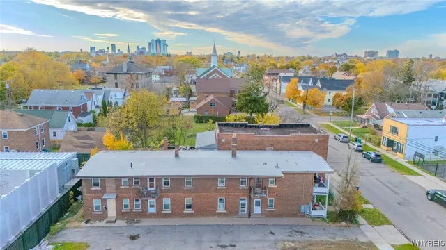 $950 | 2253 Niagara Street, Unit 3, Niagara Falls, NY 14303