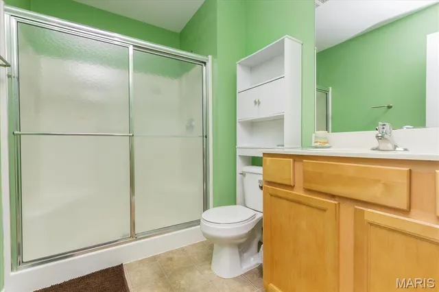 $188,500 | 406 South Church Street, Unit 128, St. Peters, MO 63376