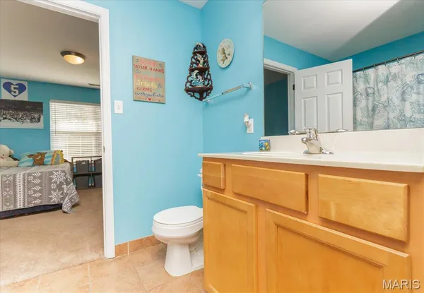 $184,000 | 406 South Church Street, Unit 128, St. Peters, MO 63376