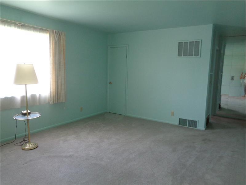1001 West County Line Road Greenwood, IN 46142 - Photo 2 of 7 Gallery Image 2