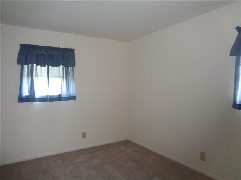 1001 West County Line Road Greenwood, IN 46142 - Photo 4 of 7 Gallery Image 4