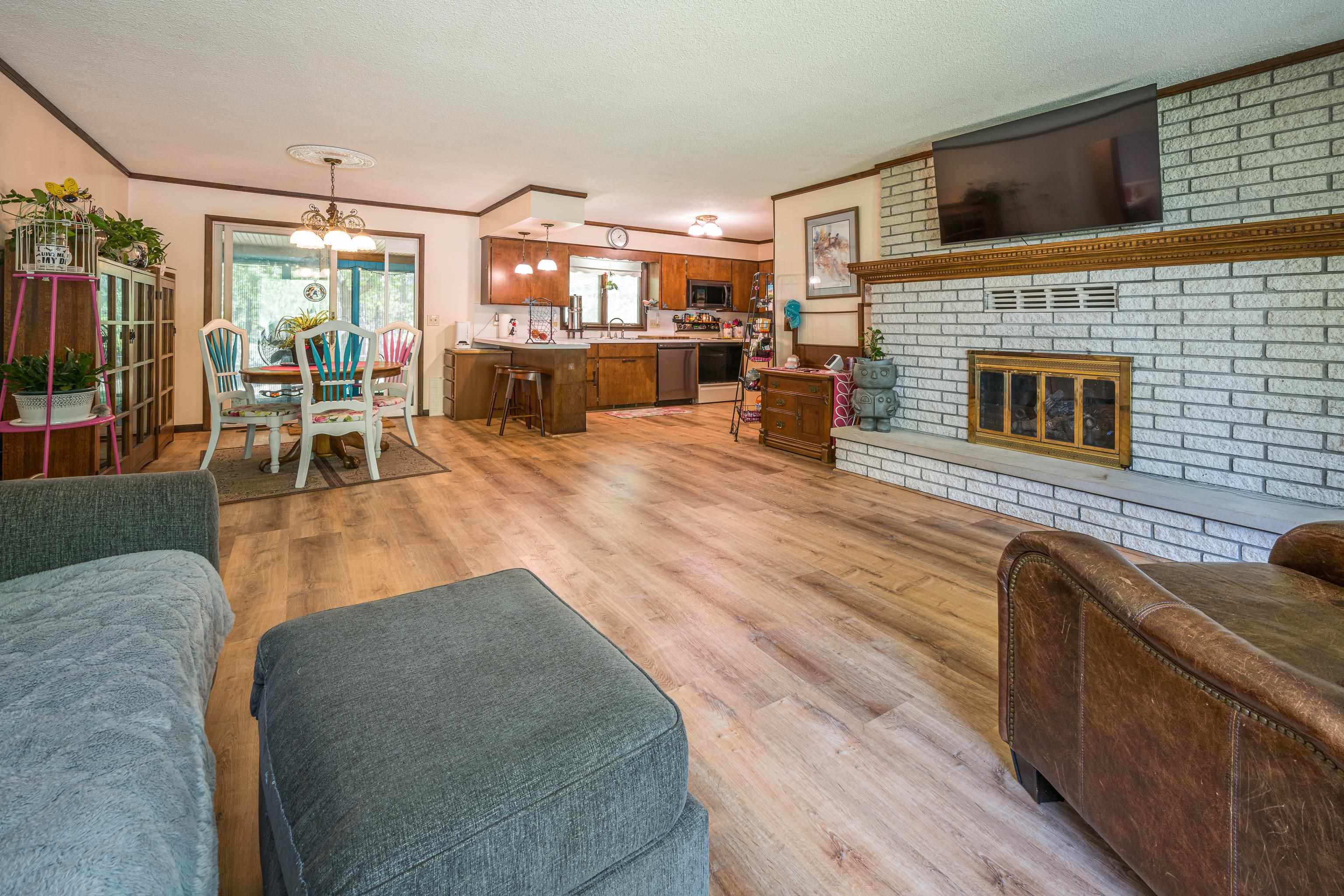 2881 Dean Street Harrison, MI 48625 - Photo 5 of 44