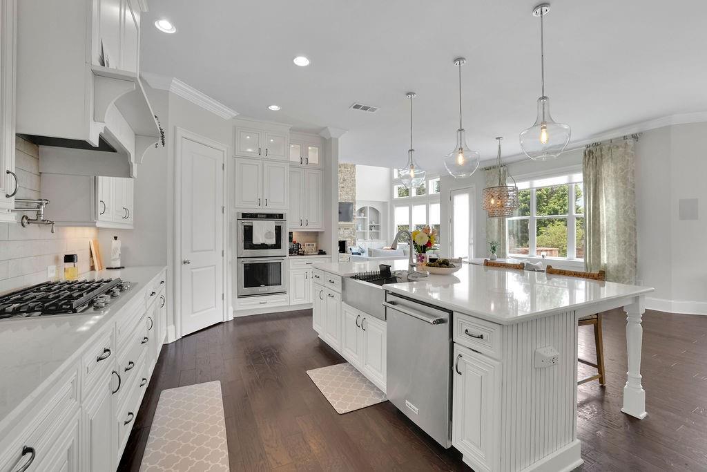 16450 Waxmyrtle Road Alpharetta, GA 30004 - Photo 17 of 67