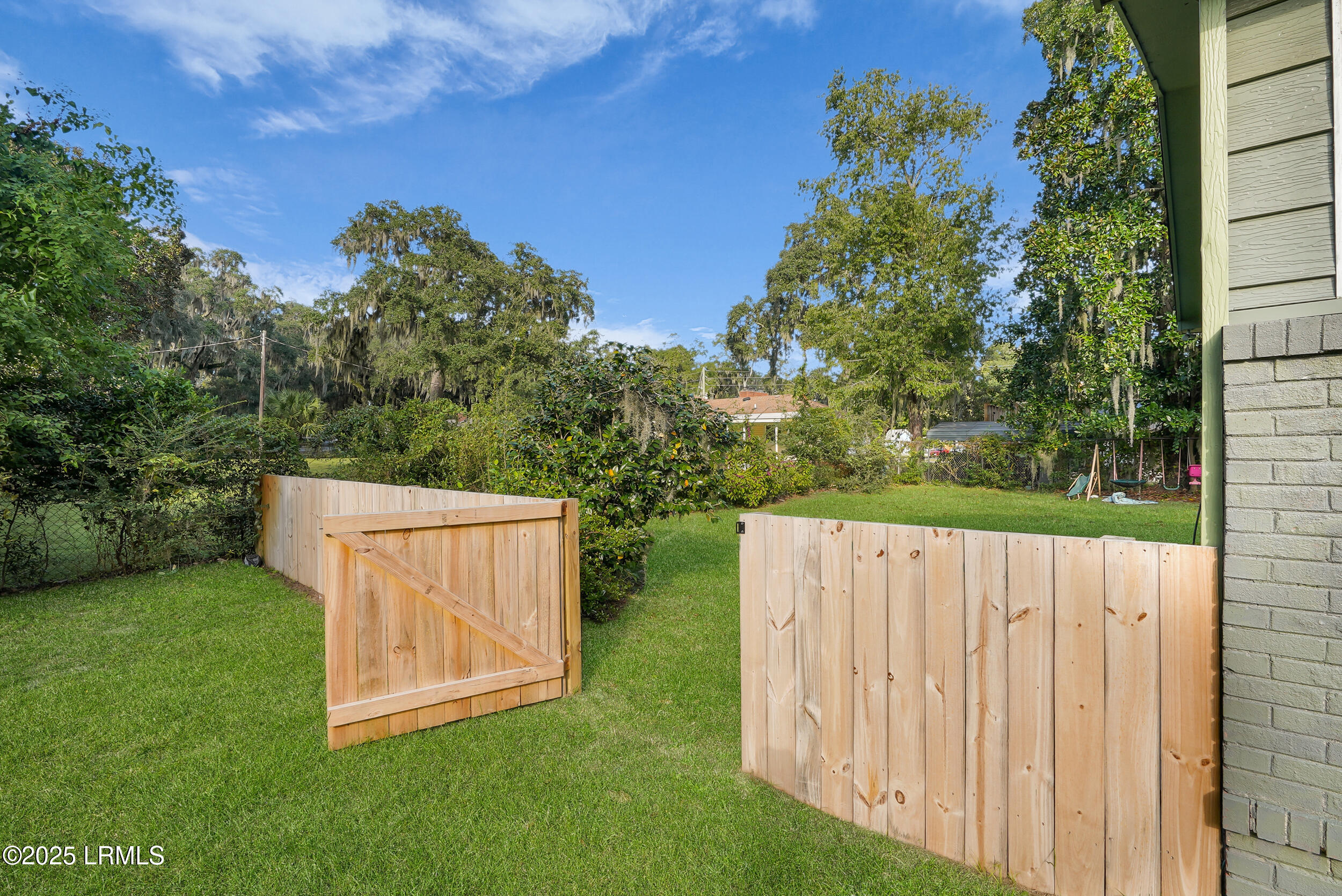 1109 Old Trail Road Beaufort, SC 29902 - Photo 23 of 23 48_dsc00945-1