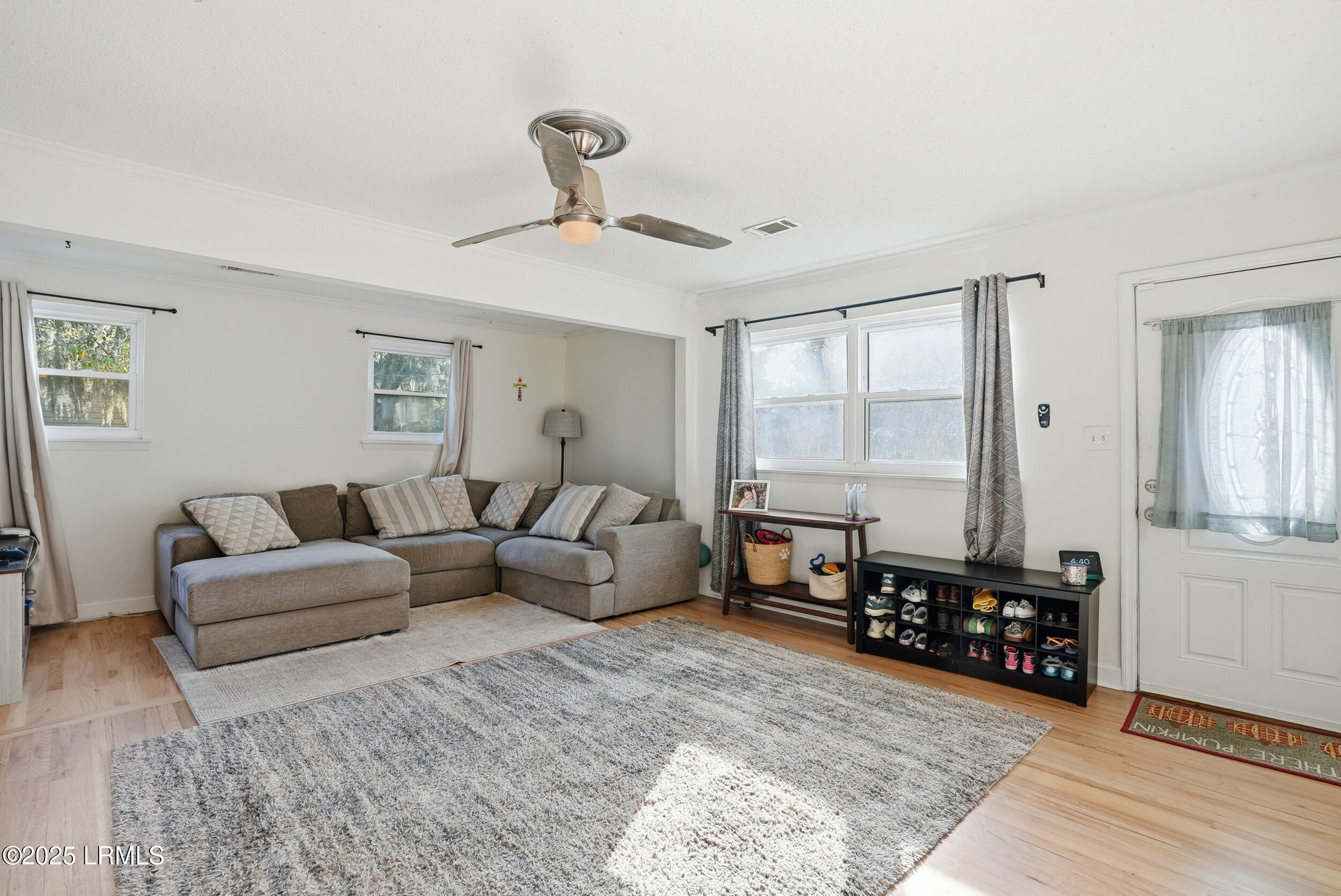 1109 Old Trail Road Beaufort, SC 29902 - Photo 4 of 23 14_ecp_002