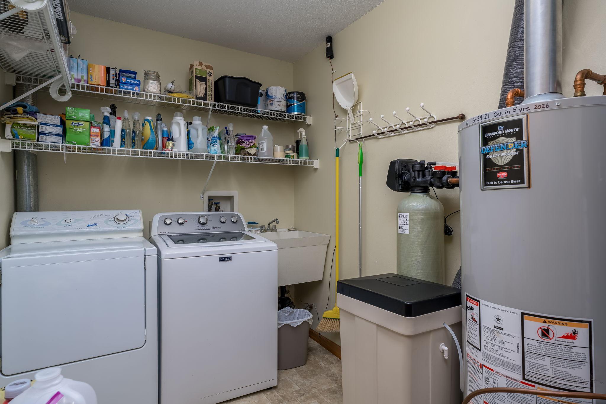 538 4th Street Northwest Montgomery, MN 56069 - Photo 15 of 24