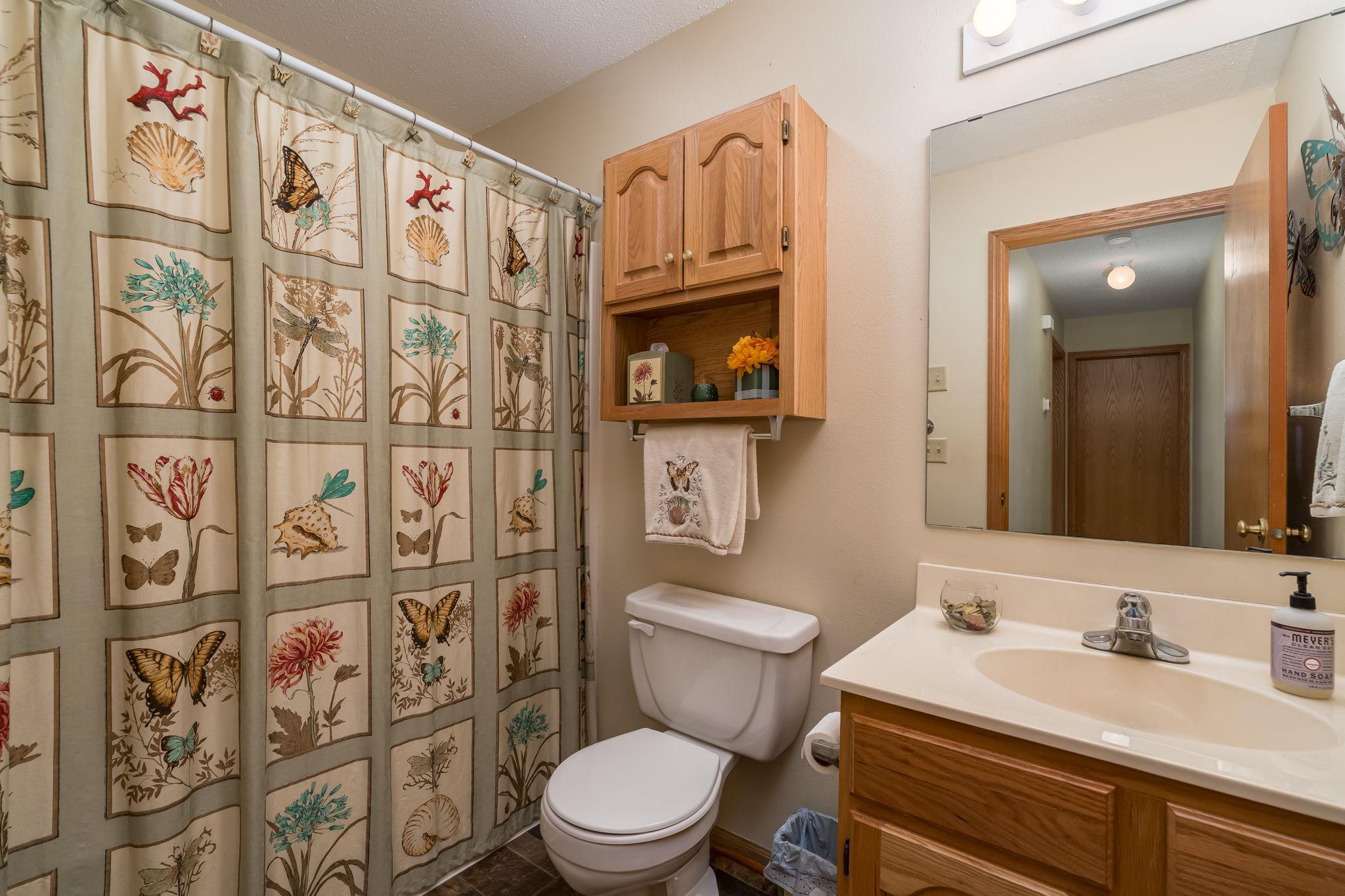 538 4th Street Northwest Montgomery, MN 56069 - Photo 21 of 24