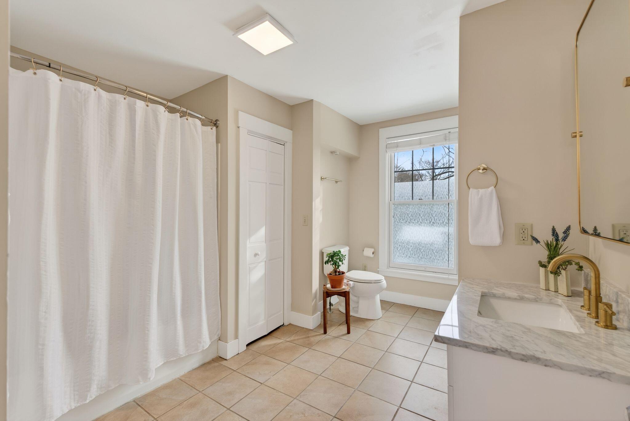 263 Brighton Avenue Portland, ME 04102 - Photo 13 of 48 DSC05446