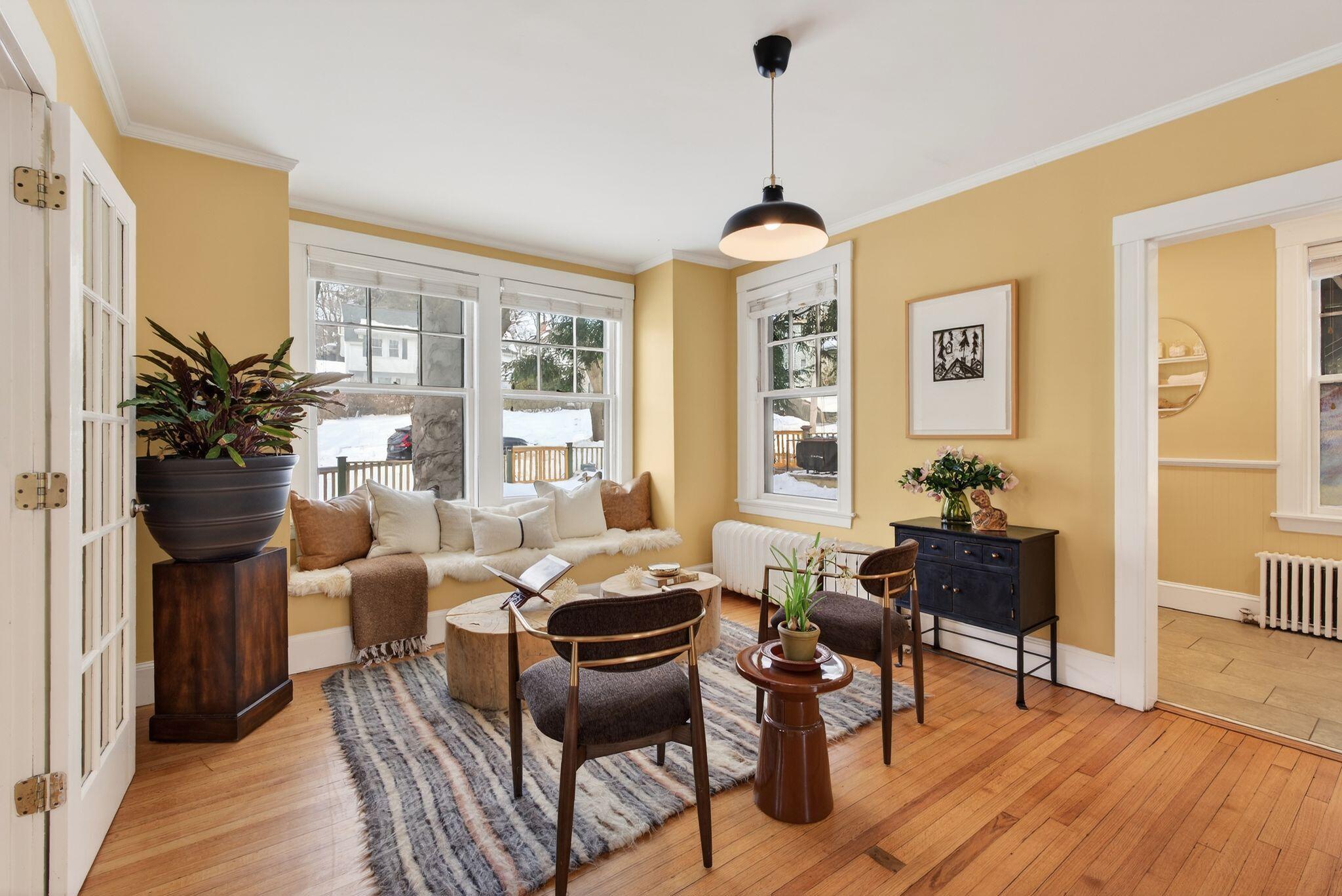 263 Brighton Avenue Portland, ME 04102 - Photo 3 of 48 DSC05356