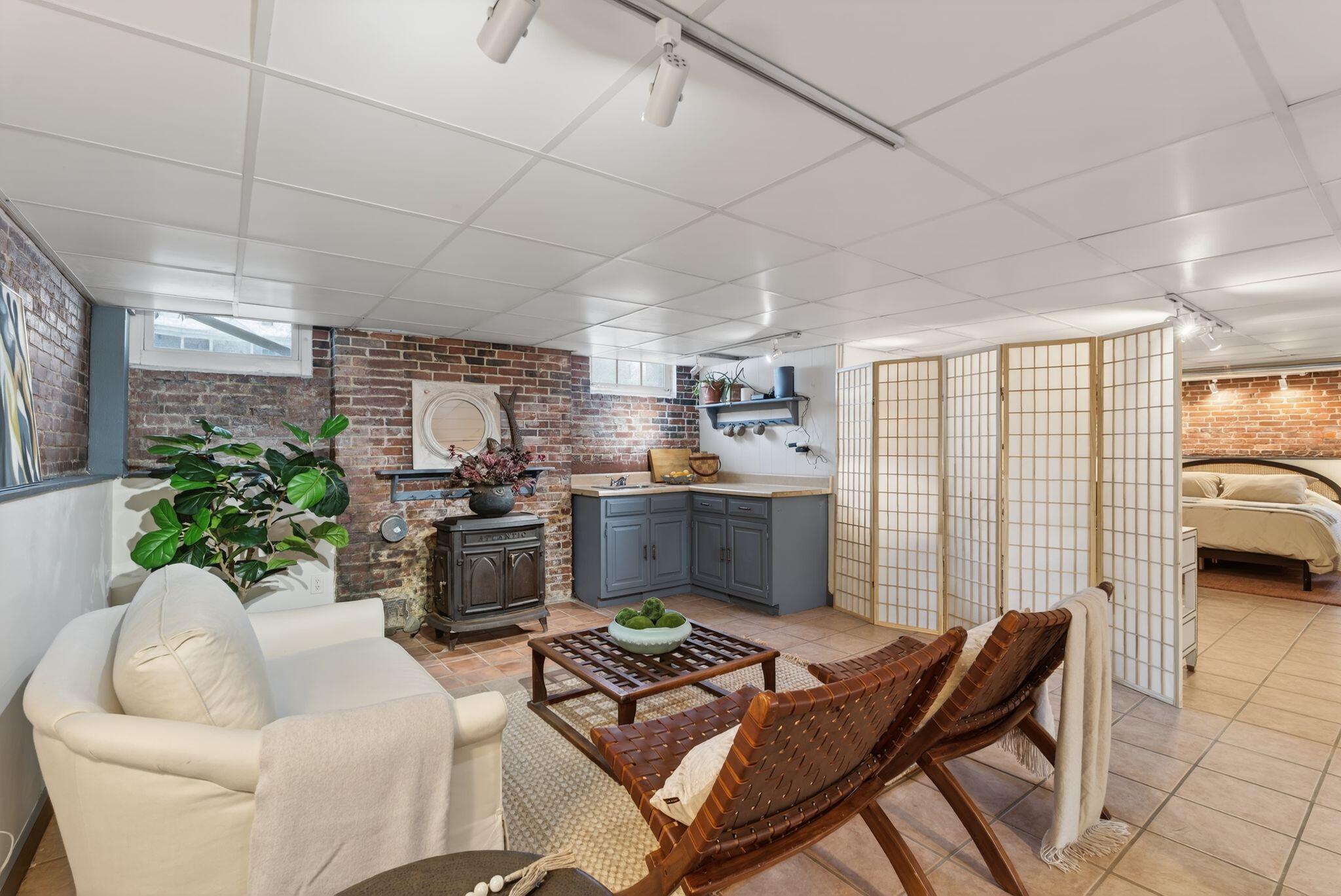 263 Brighton Avenue Portland, ME 04102 - Photo 34 of 48 DSC05298