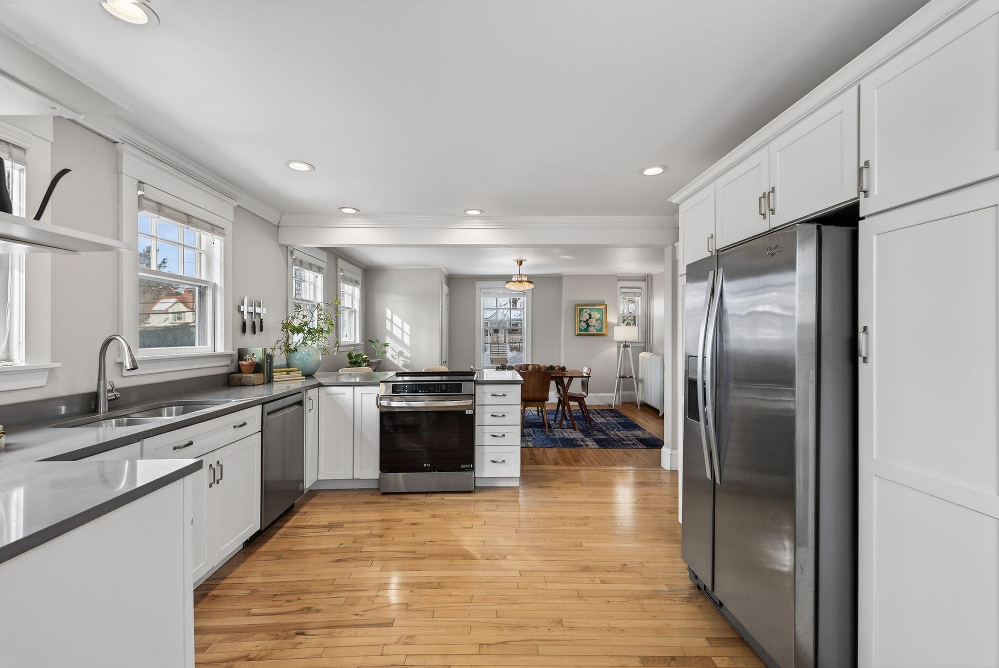 263 Brighton Avenue Portland, ME 04102 - Photo 10 of 48 DSC05441