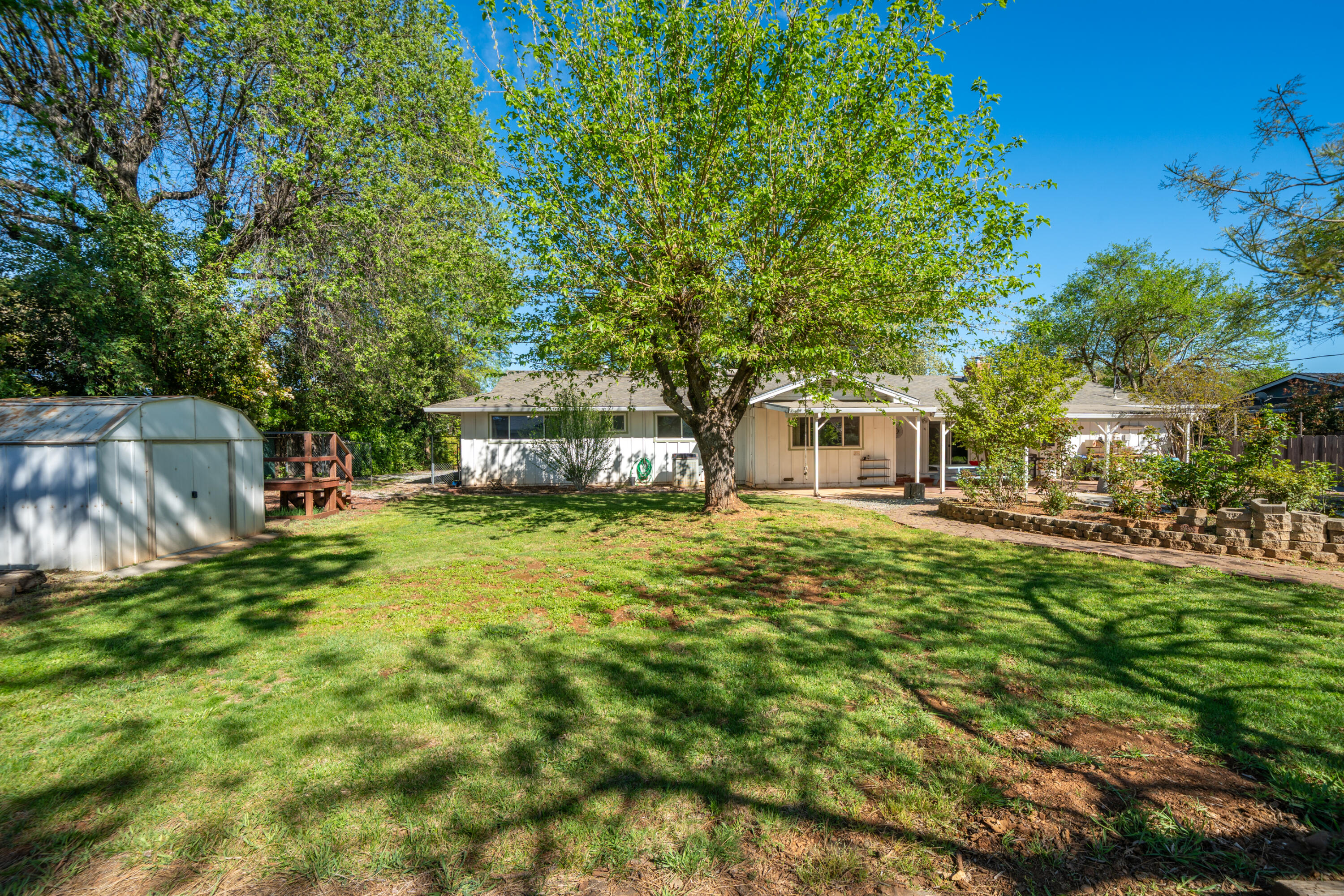 6908 Riata Drive Redding, CA 96002 - Photo 38 of 58 6908 Riata Dr-48