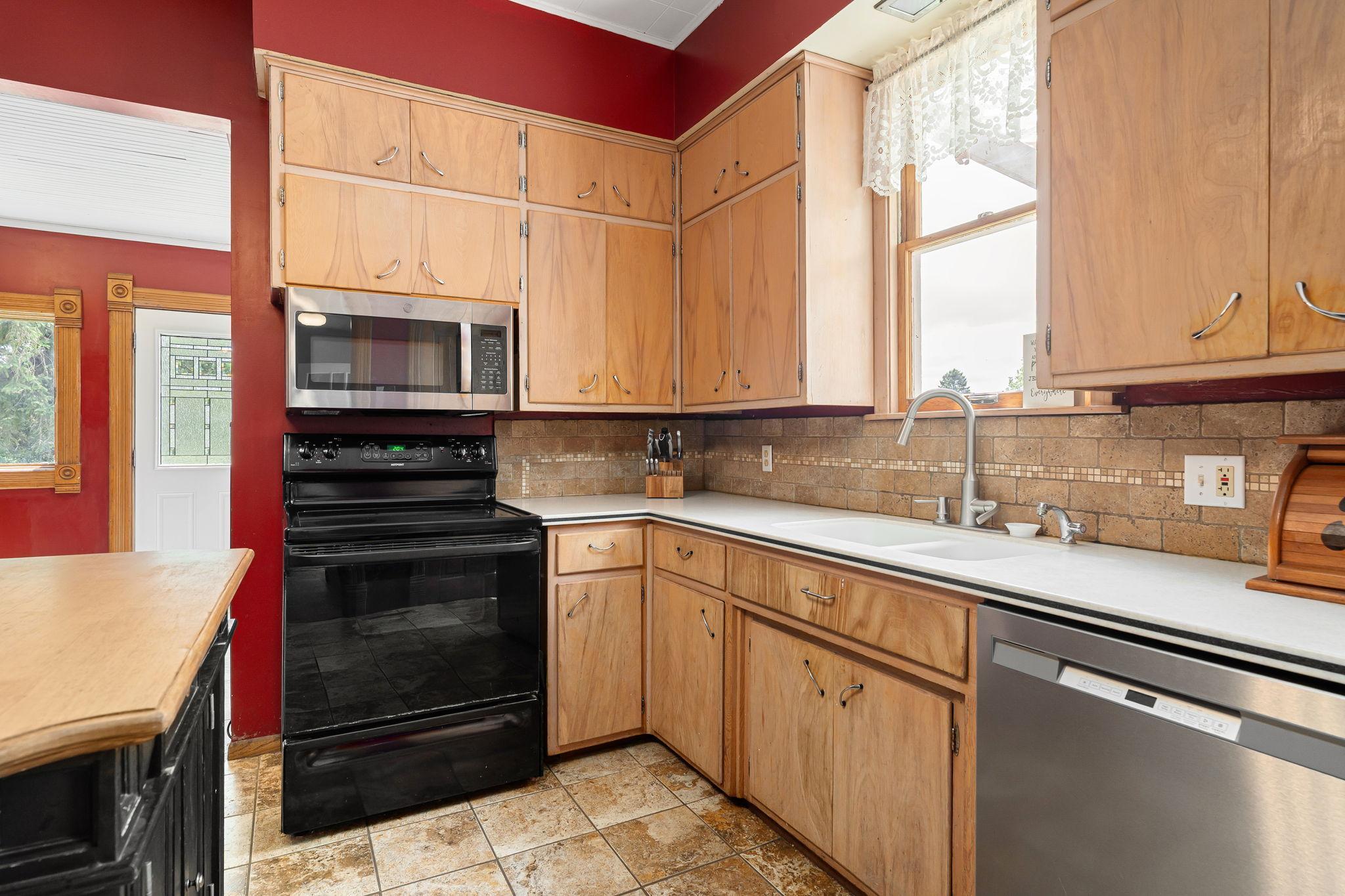 202 Main Street Hayward, MN 56043 - Photo 38 of 62
