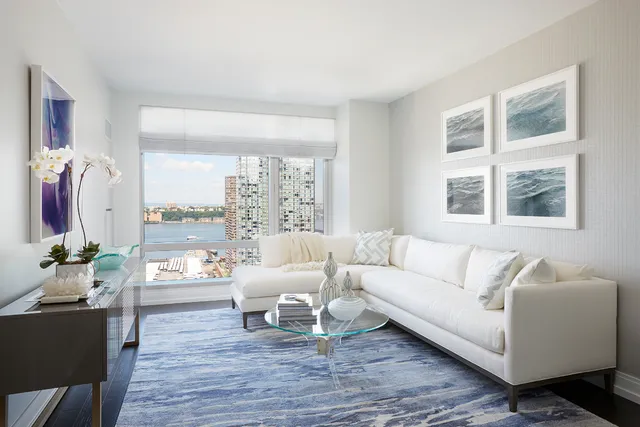$6,000 | 555 10th Avenue, Unit 52L | Hudson Yards