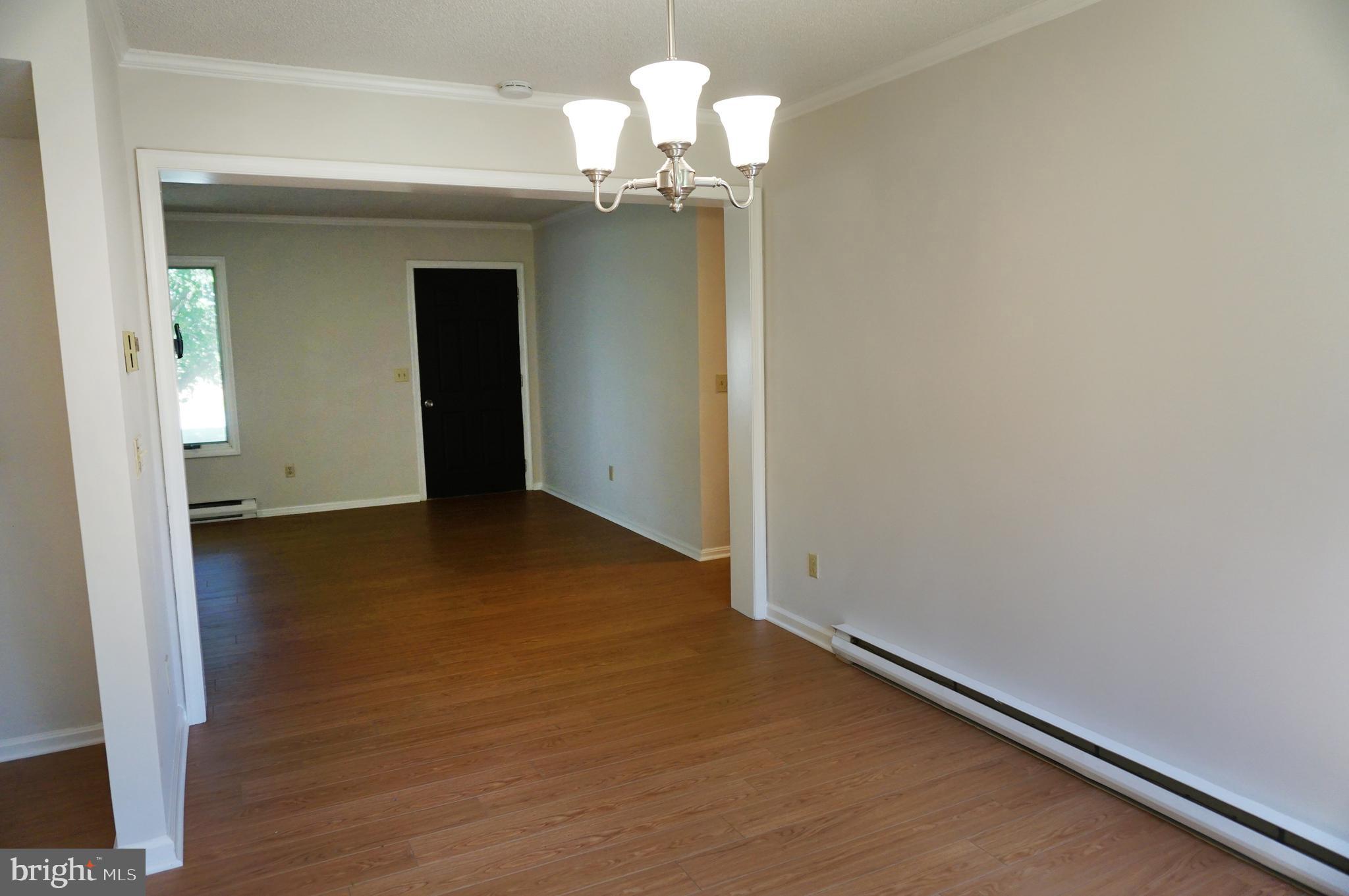 1605 Stone Boundary Road Cambridge, MD 21613 - Photo 5 of 25 Dining area