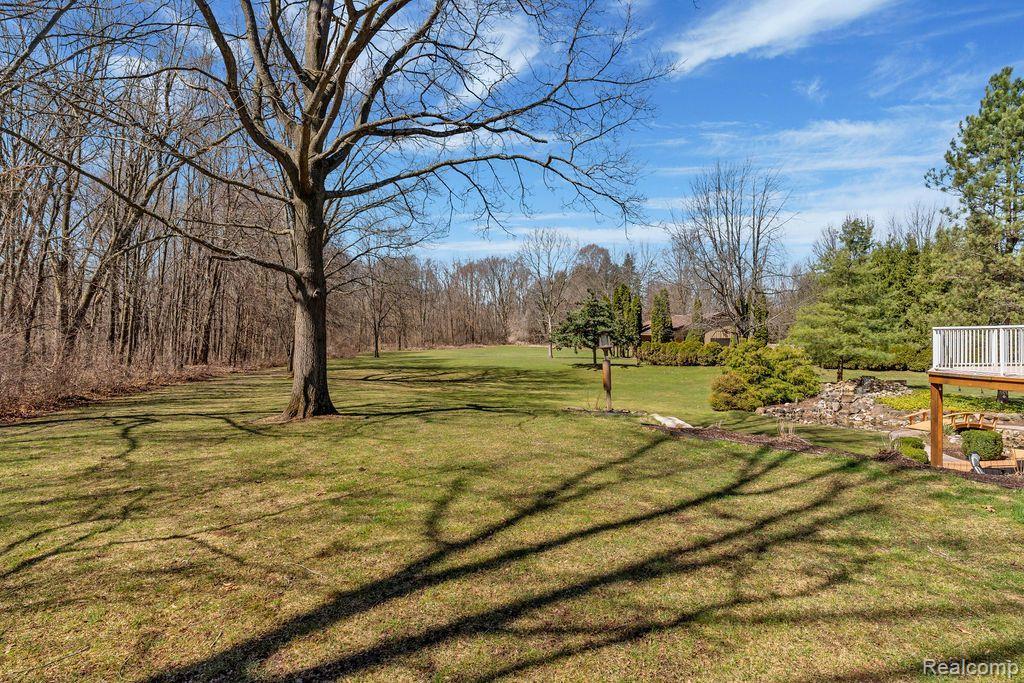 17370 Fish Lake Road Holly, MI 48442 - Photo 16 of 73