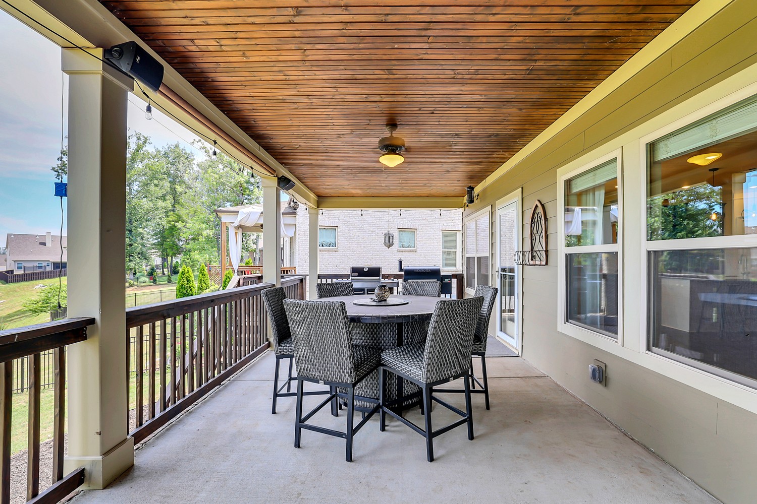 1142 Batbriar Road Murfreesboro, TN 37128 - Photo 57 of 60 a view of a patio with table and chairs