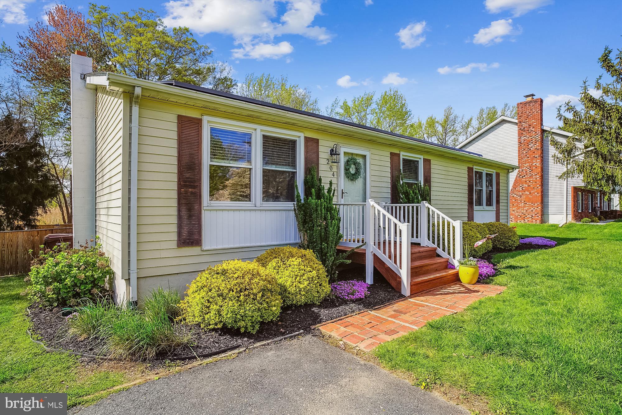 204 McKay Road Stevensville, MD 21666 - Photo 3 of 31 a view of a house with backyard and porch
