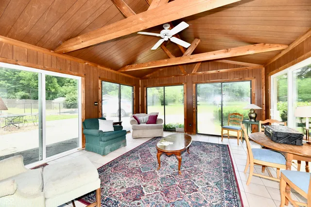 $314,999 | 1102 Fox Hill Drive, Indianapolis, IN 46228