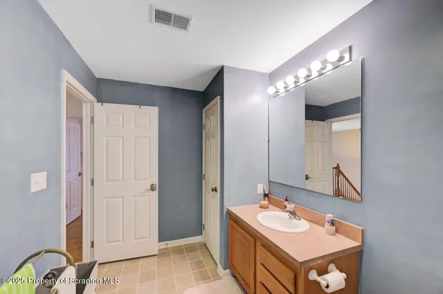 $409,900 | 130 Delbert Drive, Gouldsboro, PA 18424