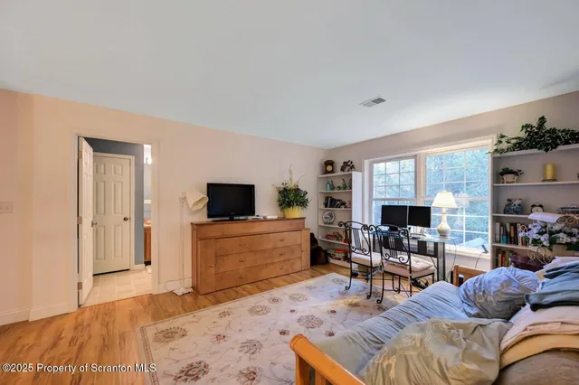 $409,900 | 130 Delbert Drive, Gouldsboro, PA 18424