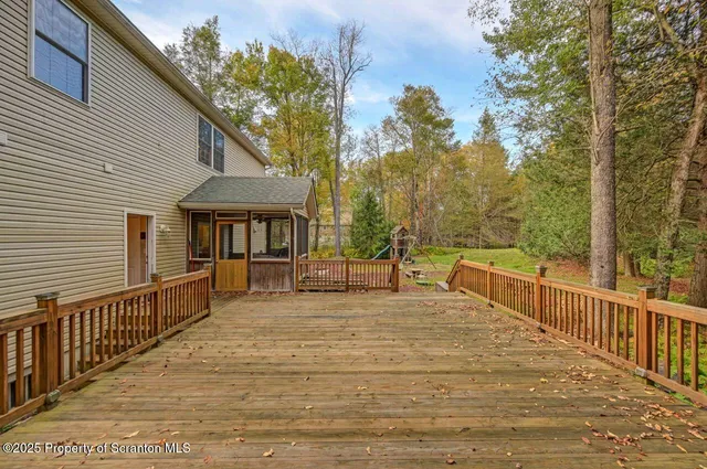 $409,900 | 130 Delbert Drive, Gouldsboro, PA 18424