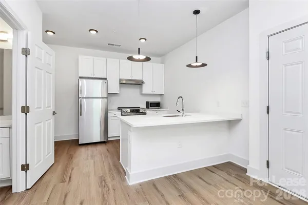 $1,150 | 3515 Markland Drive, Unit 107, Charlotte, NC 28208