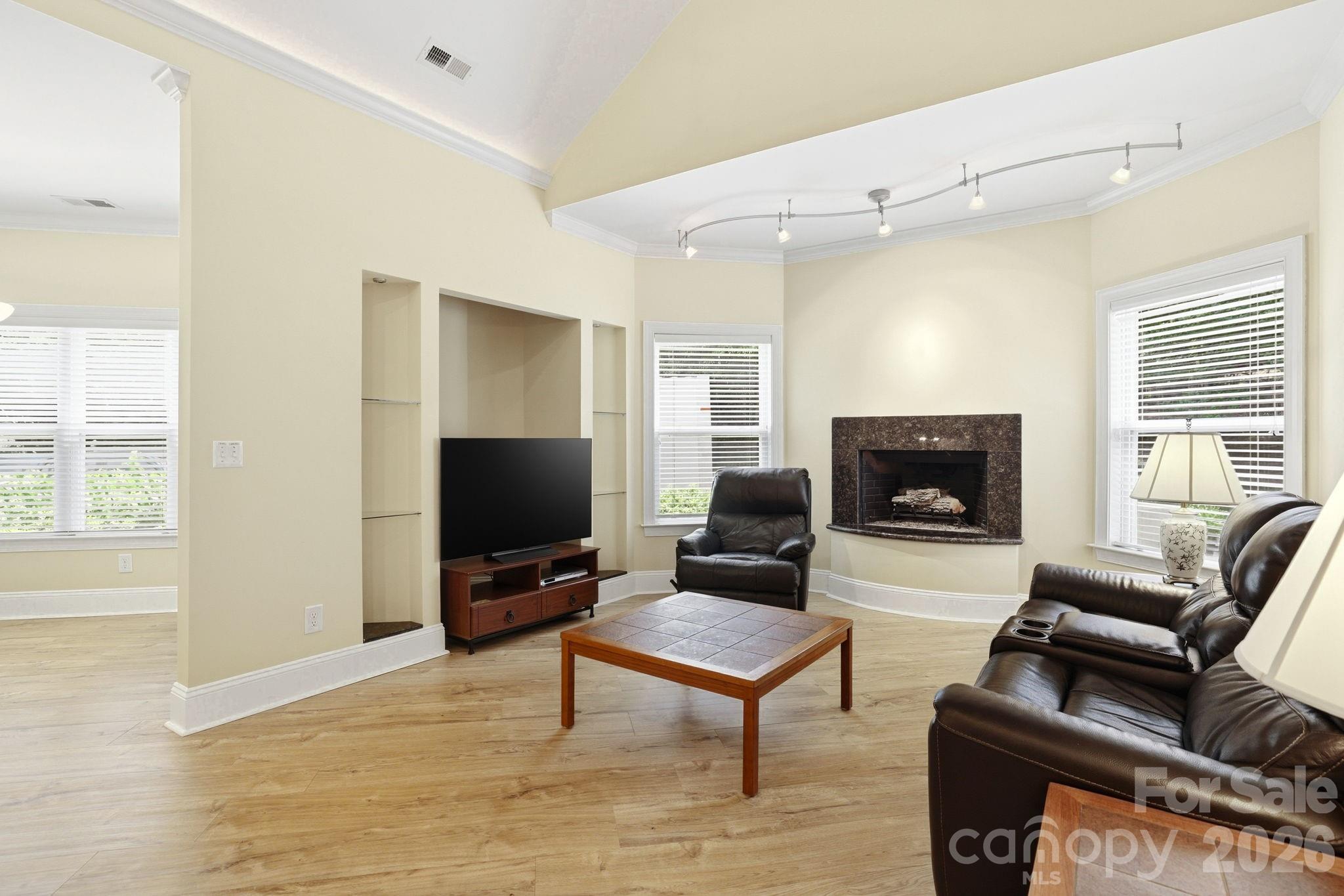 836 Creek Bluff Road, Unit 8 Rock Hill, SC 29732 - Photo 19 of 45 Gallery Image 19
