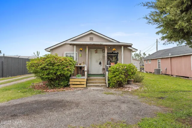 $985,000 | 1201 North East Avenue, Panama City, FL 32401