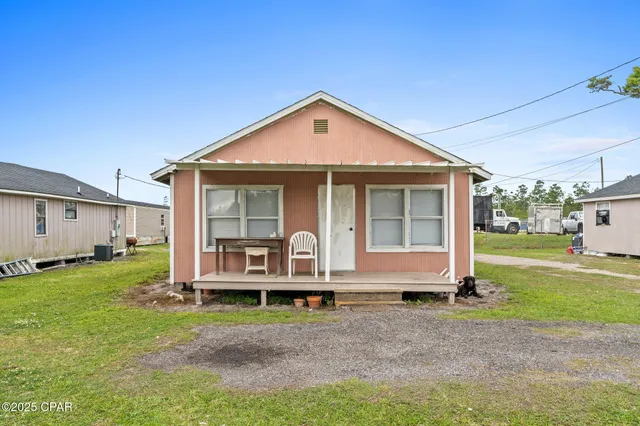 $985,000 | 1201 North East Avenue, Panama City, FL 32401