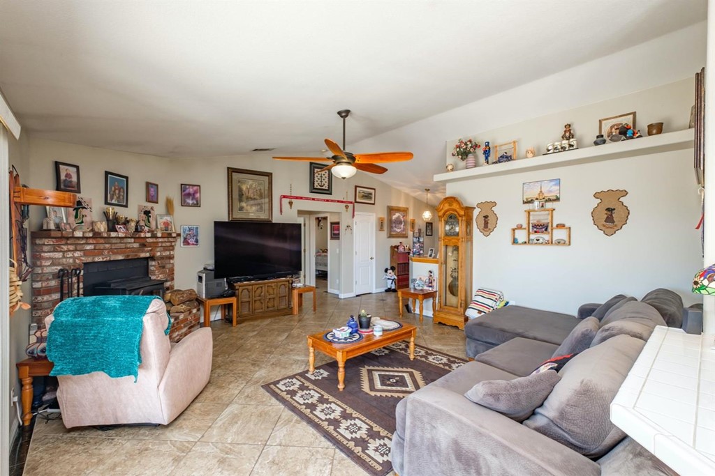 14820 Kokomo Road Apple Valley, CA 92307 - Photo 20 of 62