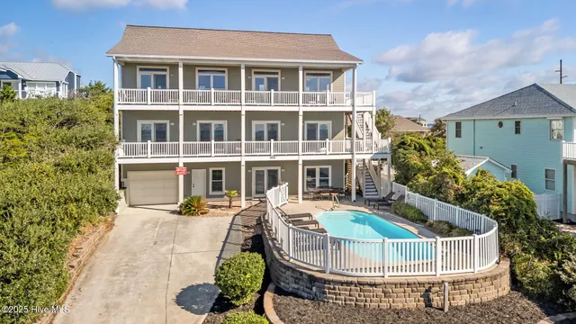 $2,950,000 | 1608 Ocean Drive, Emerald Isle, NC 28594