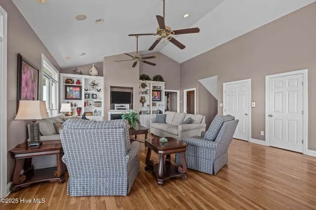 $2,950,000 | 1608 Ocean Drive, Emerald Isle, NC 28594