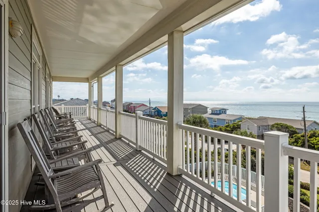 $2,950,000 | 1608 Ocean Drive, Emerald Isle, NC 28594