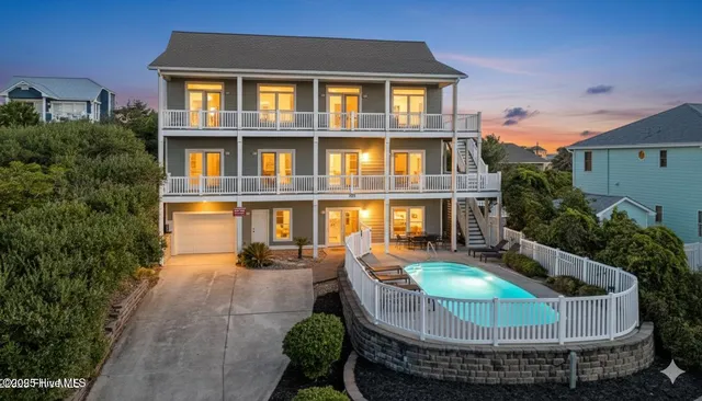 $2,950,000 | 1608 Ocean Drive, Emerald Isle, NC 28594