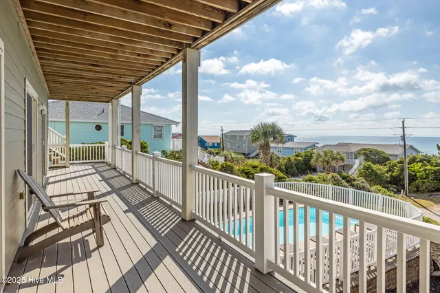 $2,950,000 | 1608 Ocean Drive, Emerald Isle, NC 28594