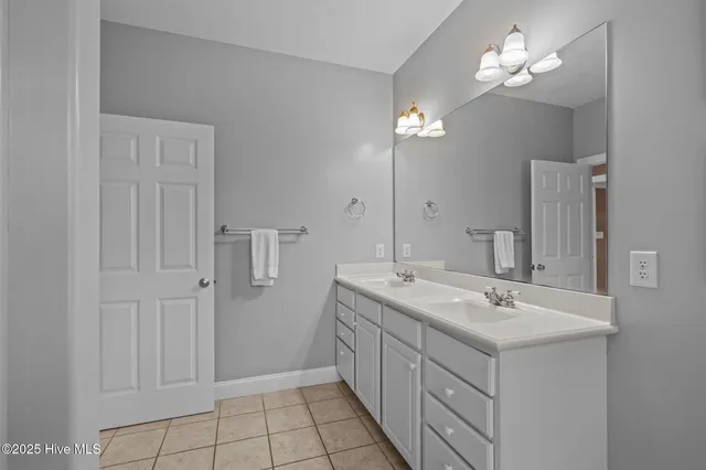 $2,950,000 | 1608 Ocean Drive, Emerald Isle, NC 28594