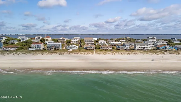 $2,950,000 | 1608 Ocean Drive, Emerald Isle, NC 28594